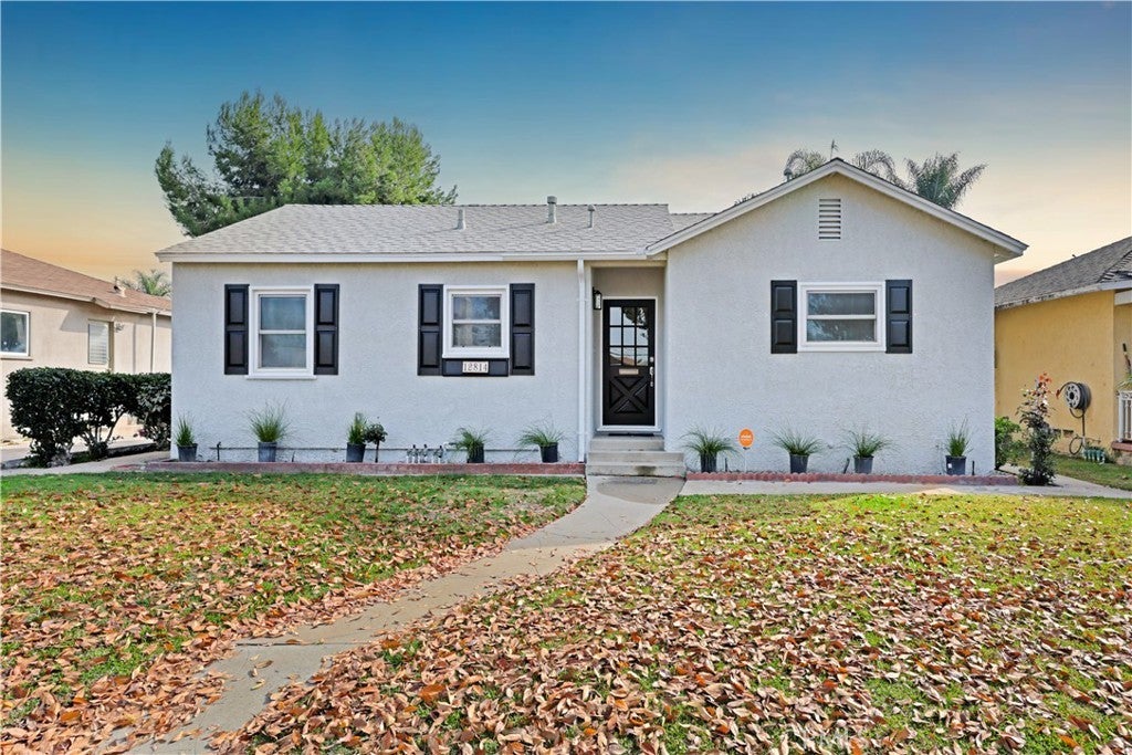 Photo of Listing #DW25278104