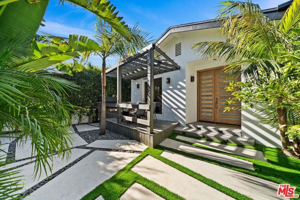 Photo of Listing #25629665