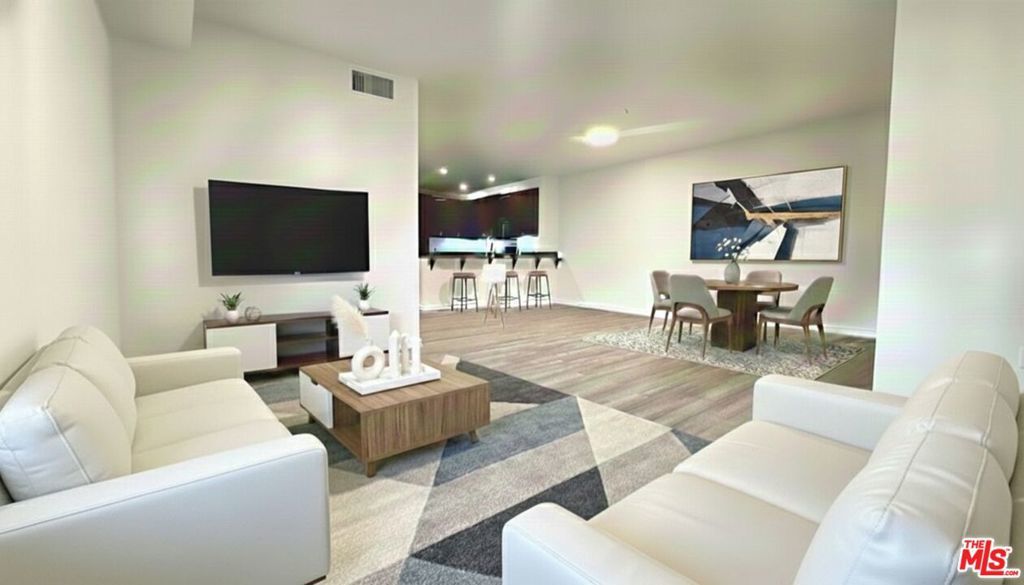 Photo of Listing #25629249