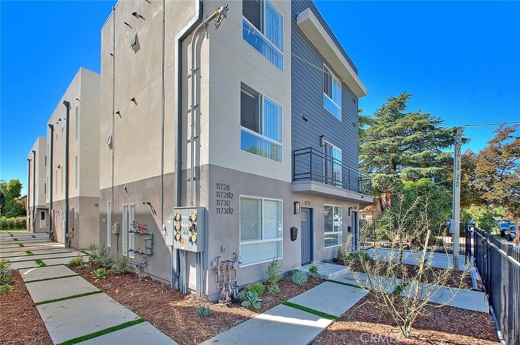 Photo of Listing #BB25279328