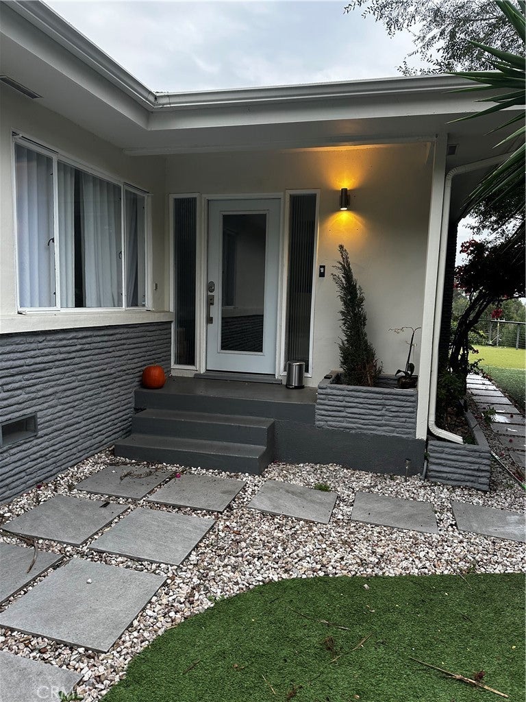 Photo of Listing #PW25279437