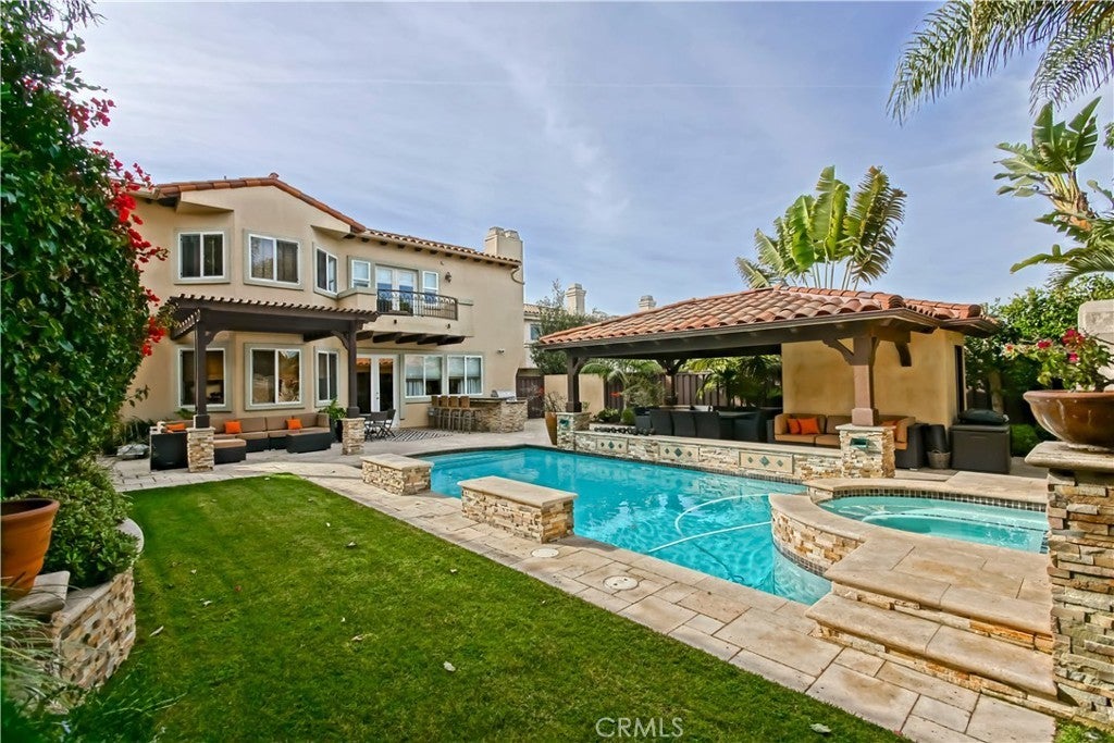 Photo of Listing #SB25253616