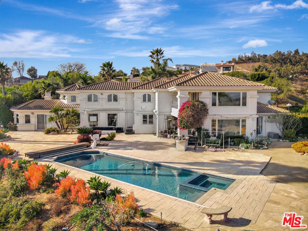 27425 Calicut Road, Malibu