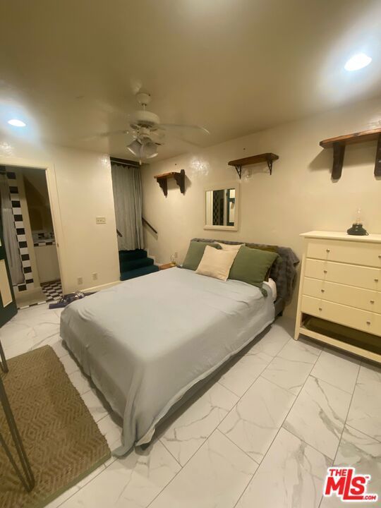 Photo of Listing #25630867