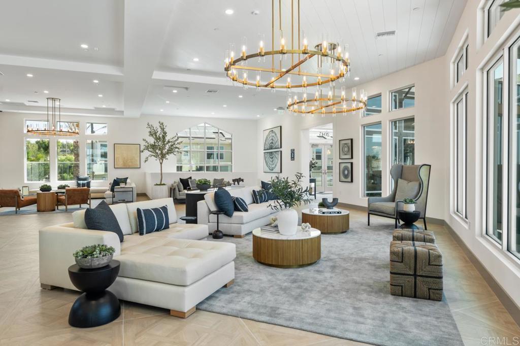 Photo of Listing #PTP2509286