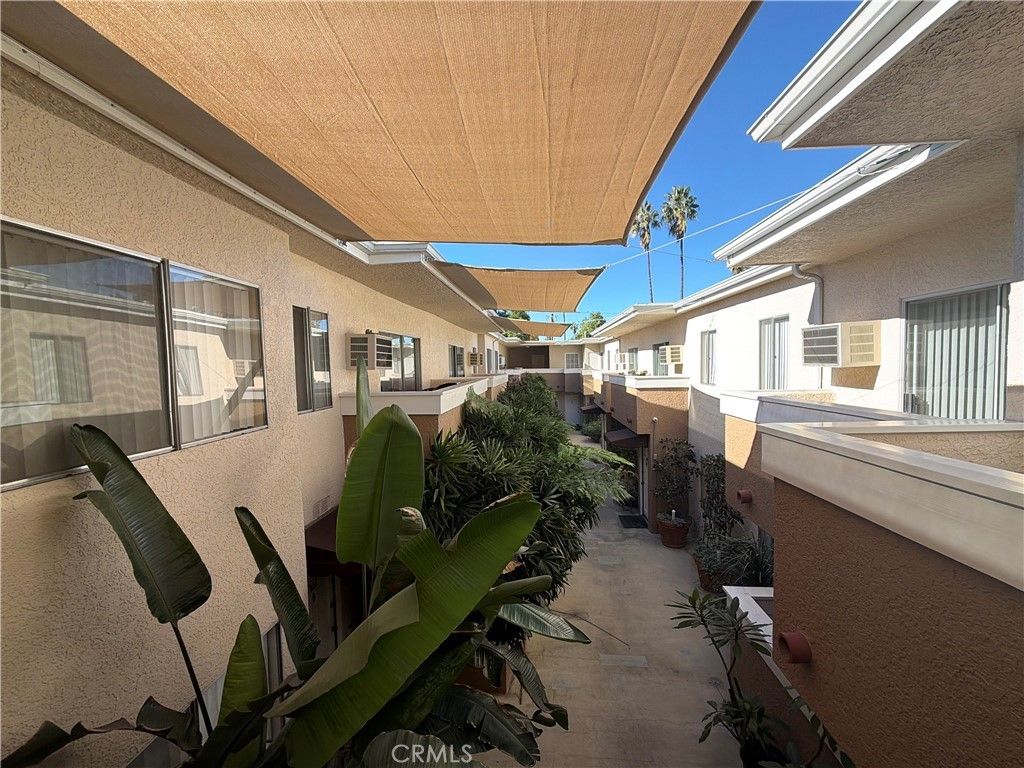 7013 Haskell, Van Nuys