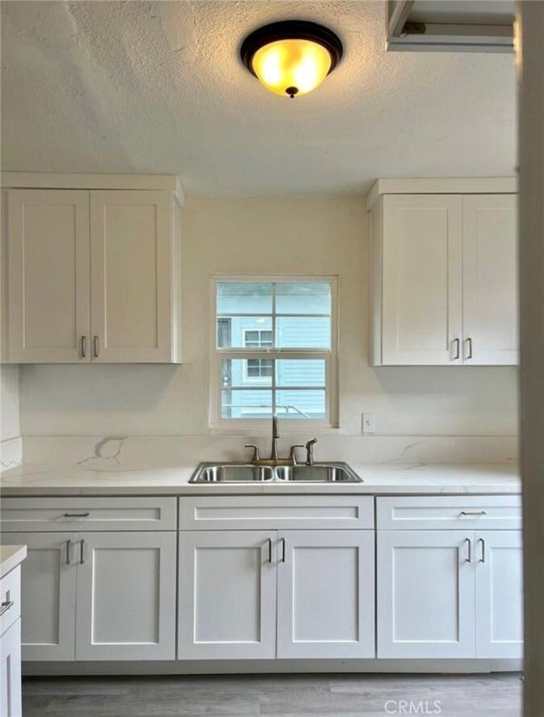 Photo of Listing #DW25280966