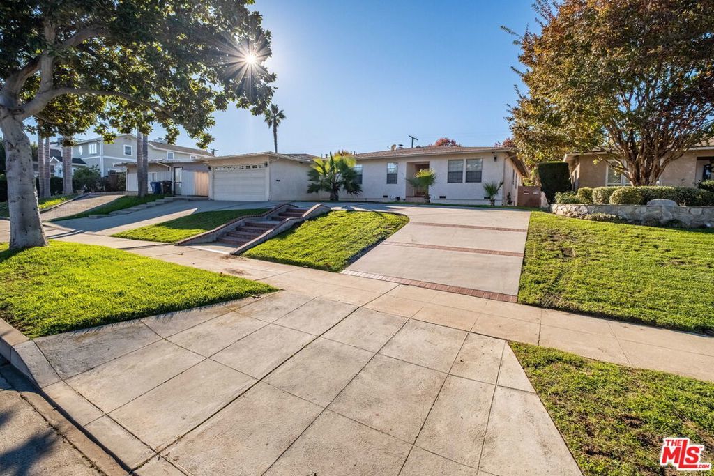 Photo of Listing #25631181