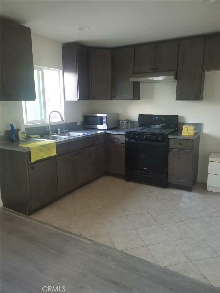 Photo of Listing #MB25280105