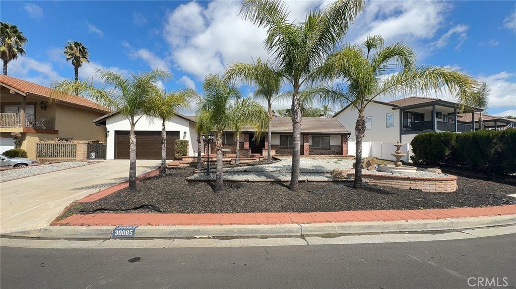 Photo of Listing #IV25281233