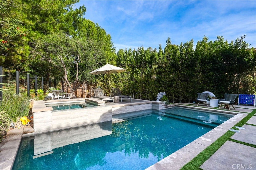 Photo of Listing #OC25281419