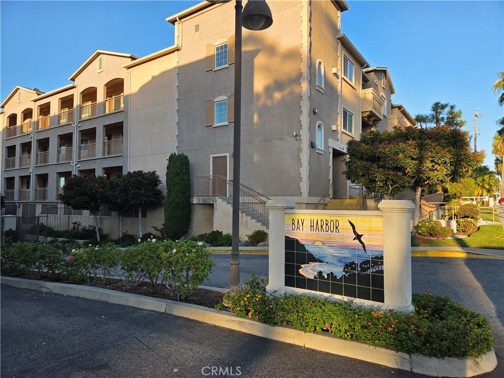 Photo of Listing #SB25280297