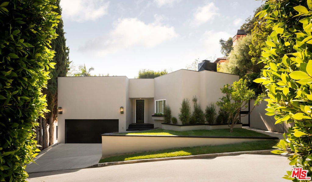 Photo of Listing #25631587