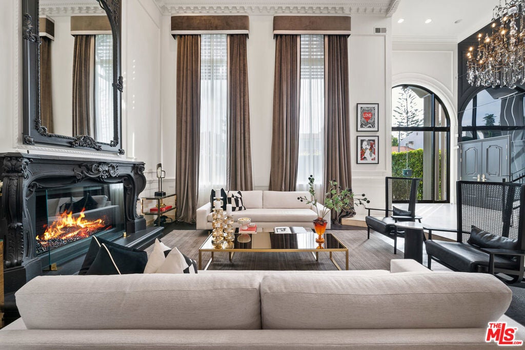 Photo of Listing #25631665