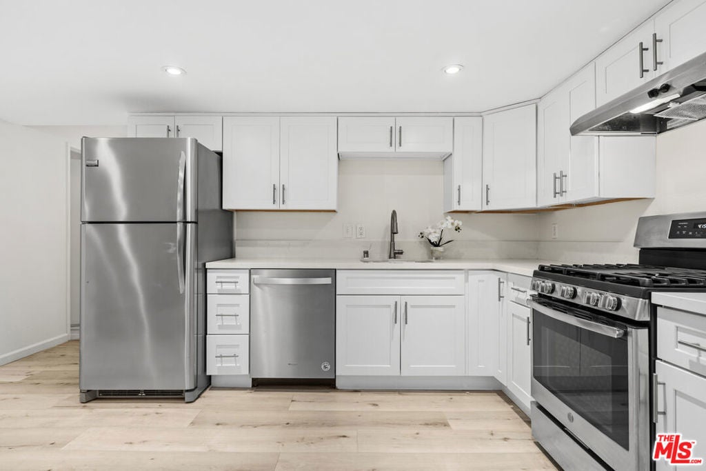 Photo of Listing #25628277