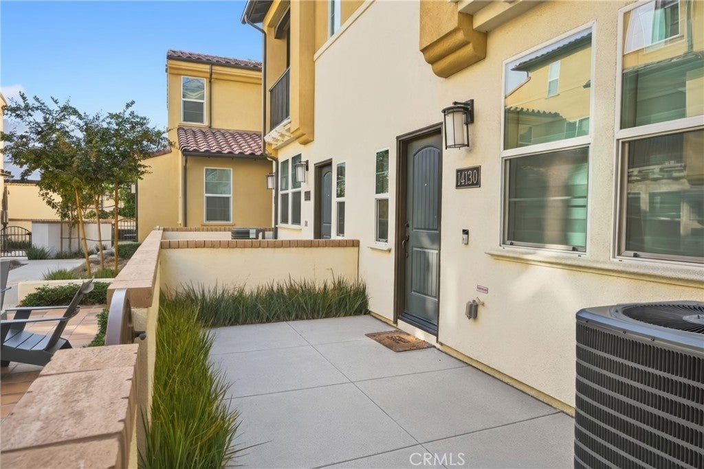 Photo of Listing #PW25282350