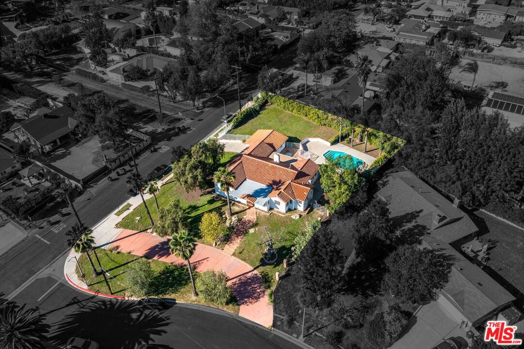 Photo of Listing #25631627