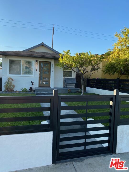 Photo of Listing #26632159