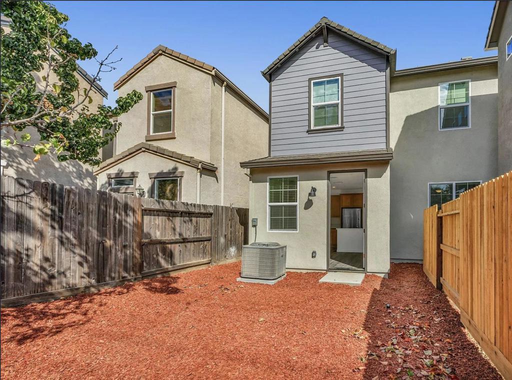 Photo of Listing #ML82030123