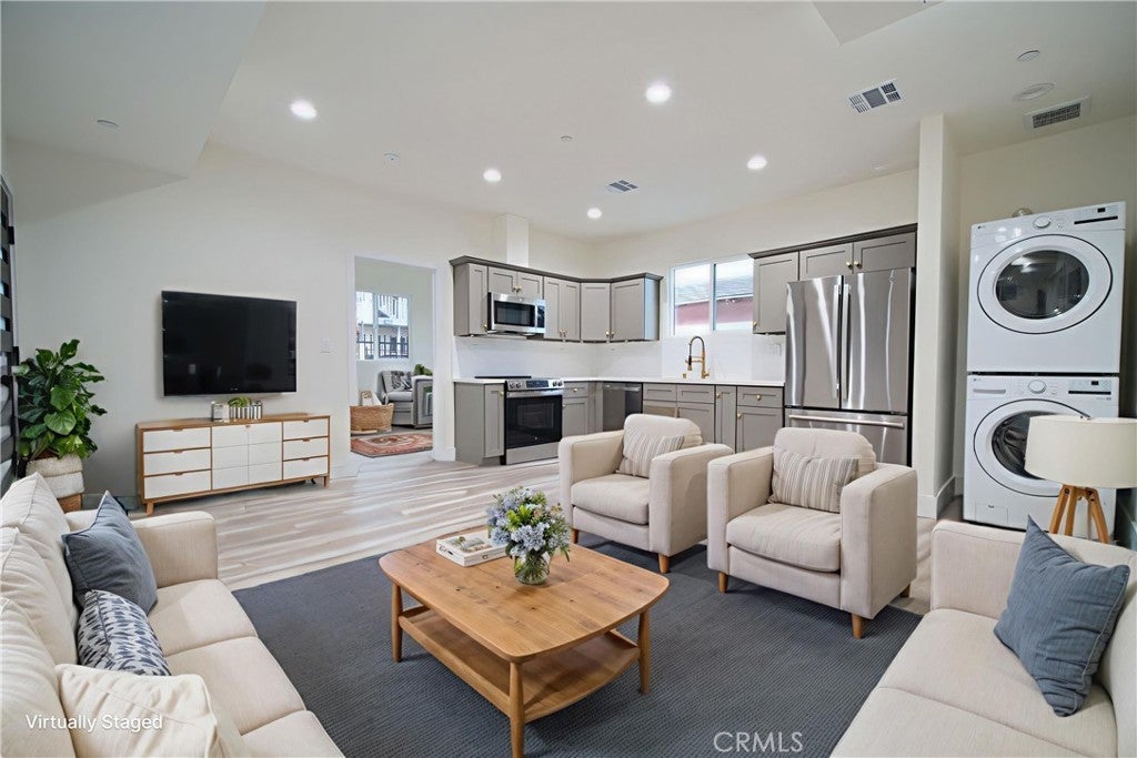 Photo of Listing #OC26000501