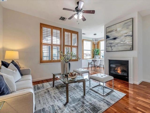 Photo of Listing #41119858