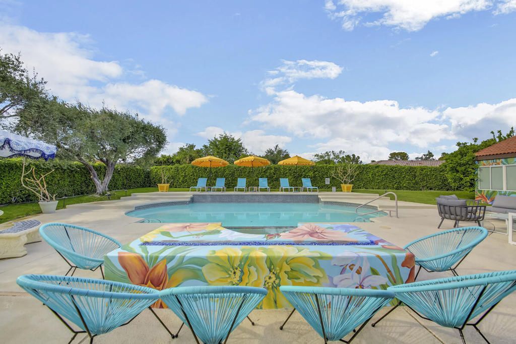 2230 Tamarisk Road, Palm Springs