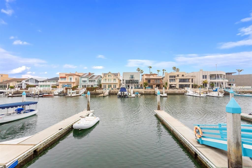 49 Antigua Court, Coronado