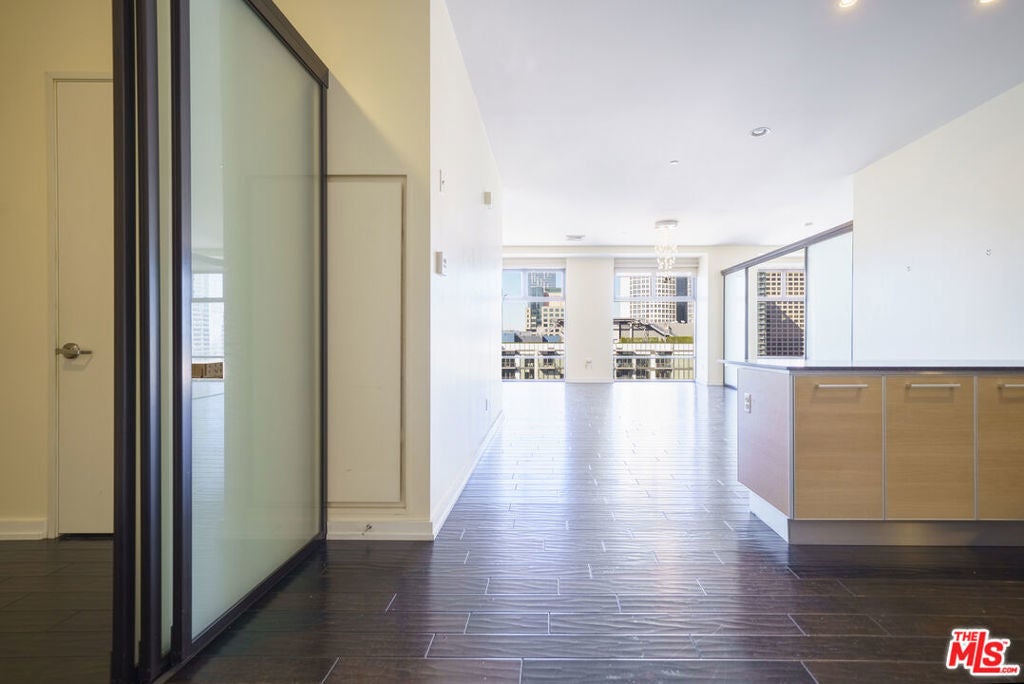 Photo of Listing #26632429