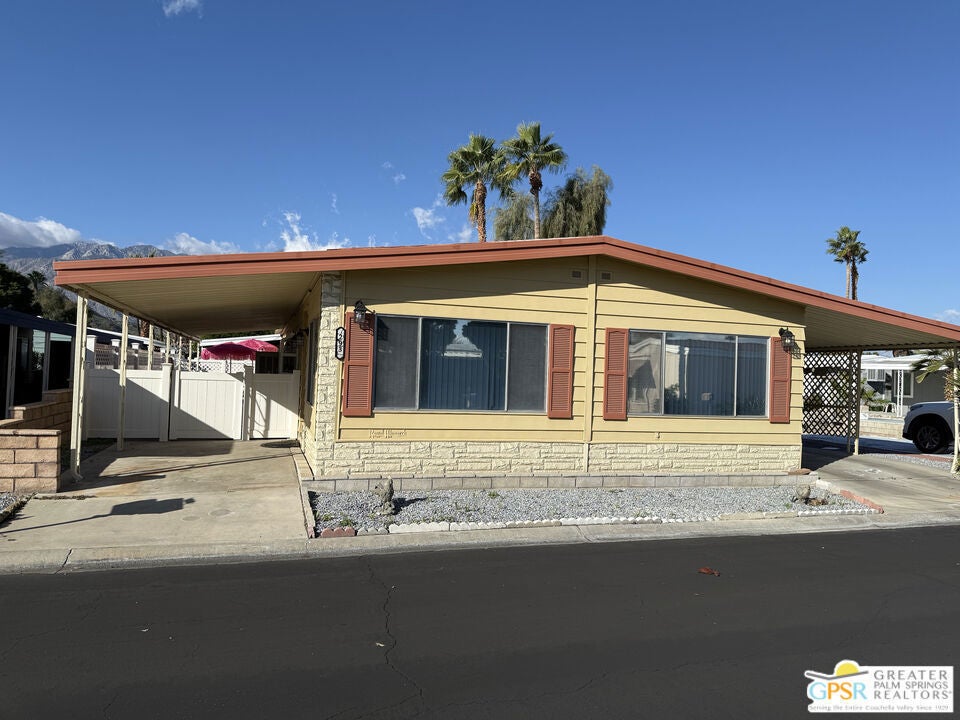 Photo of Listing #26632675PS