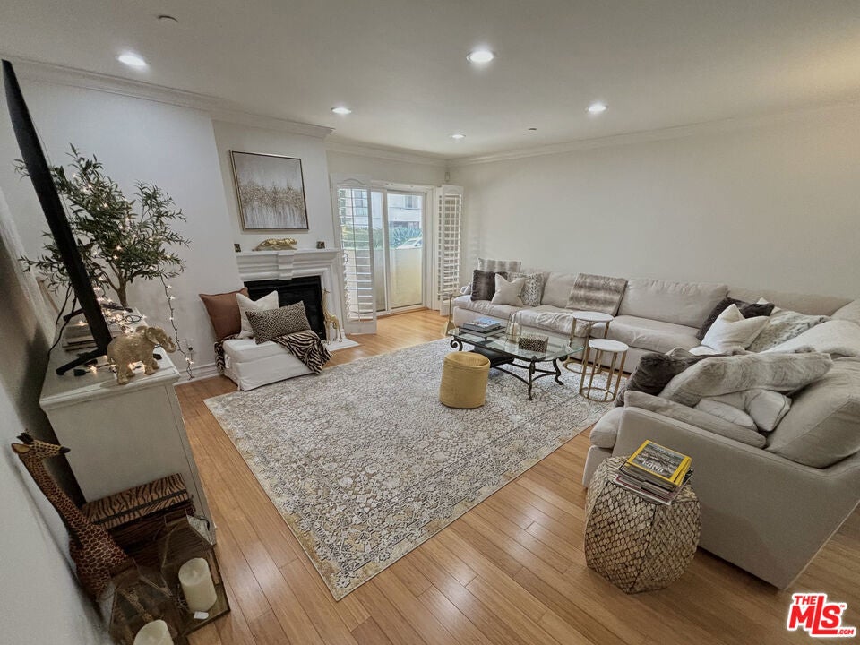 Photo of Listing #26632875