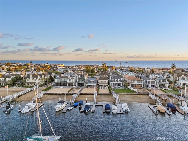 1411 E Bay, Newport Beach.