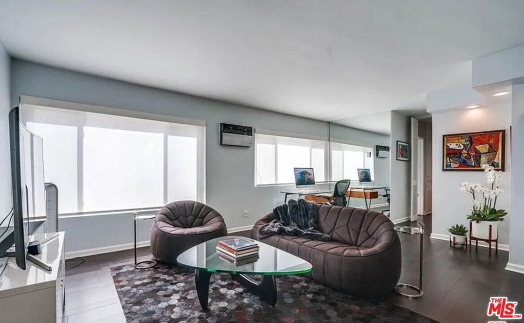 1233 N Flores Street # 104, West Hollywood