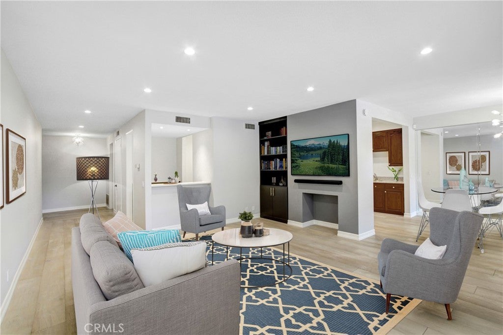 Photo of Listing #SR26003122