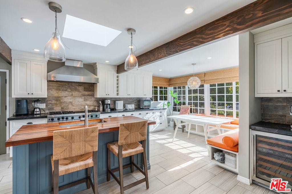 Photo of Listing #26632925