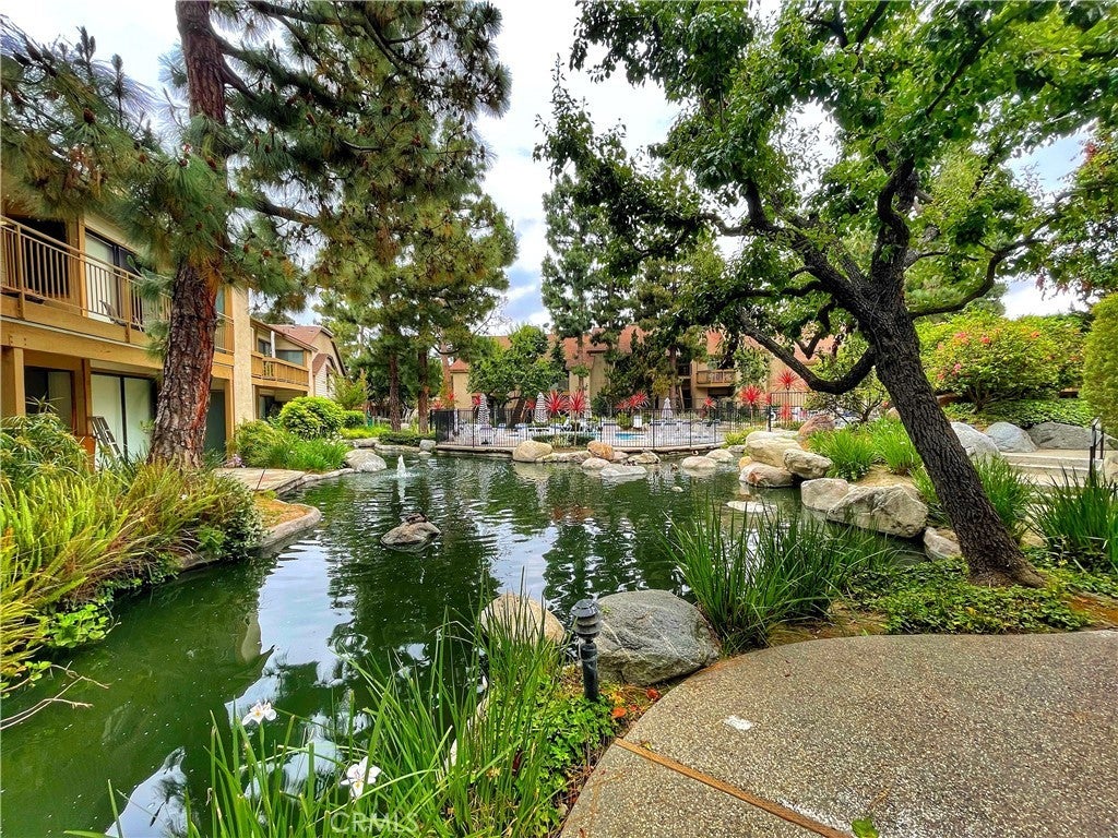 Photo of Listing #RS26003098