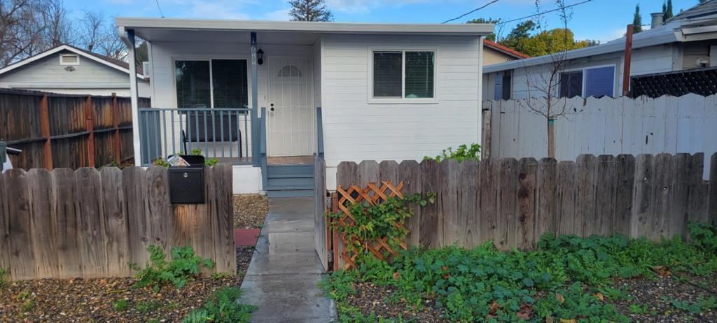 Photo of Listing #ML82030554