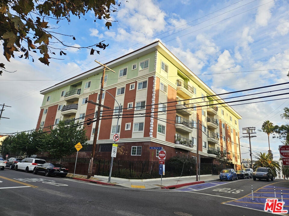 Photo of Listing #25613763