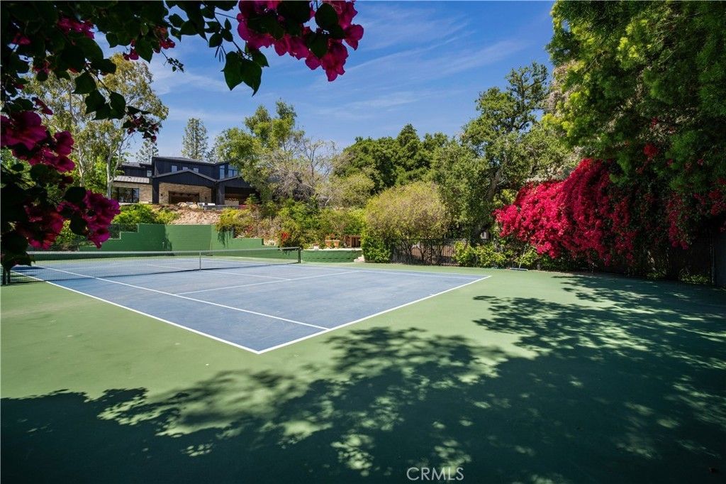 24341 Rolling View Road, Hidden Hills