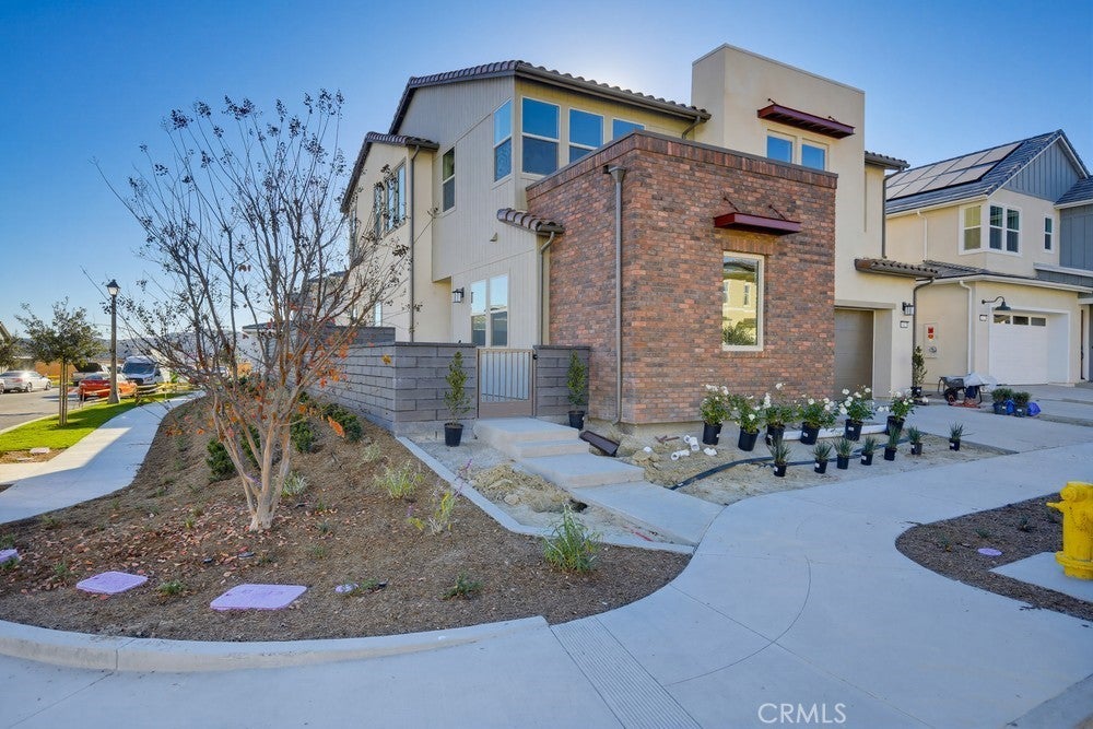 Photo of Listing #OC26005631