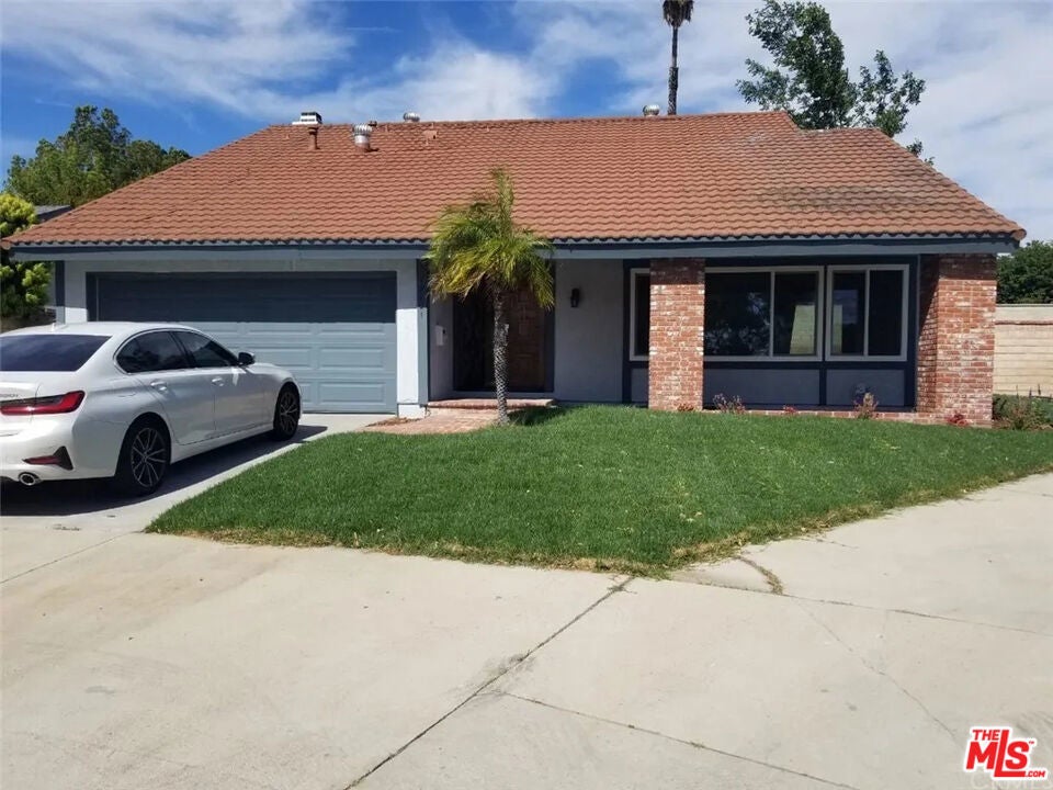 Photo of Listing #26635809