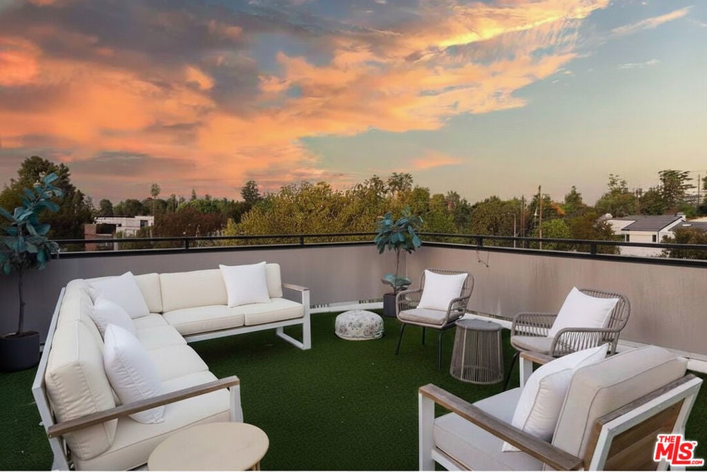 Photo of Listing #26635129