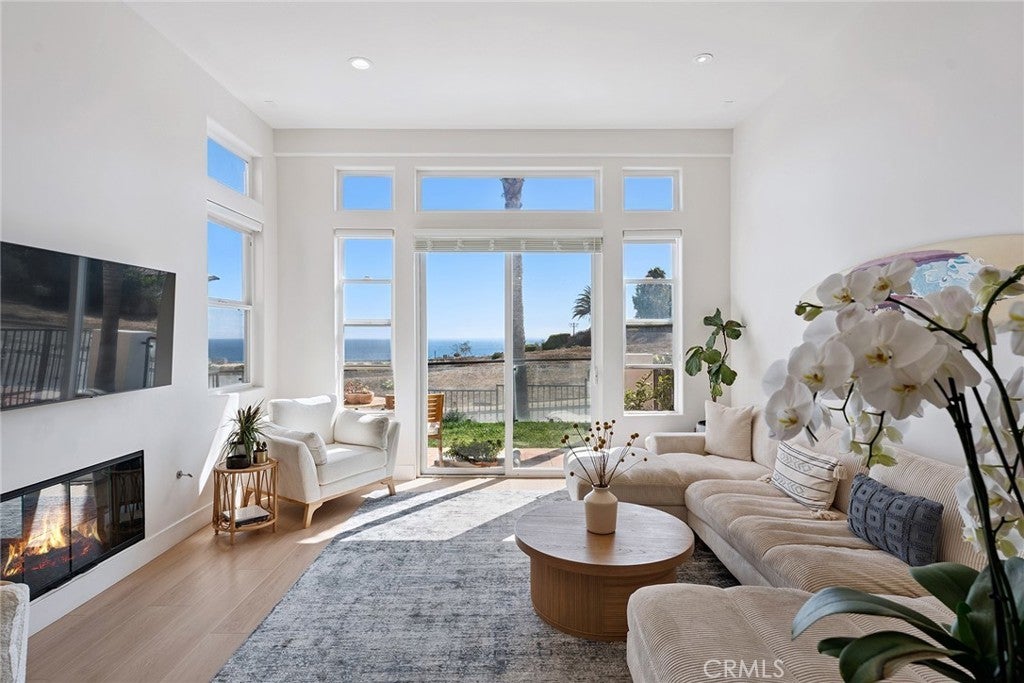 Photo of Listing #SR26007249