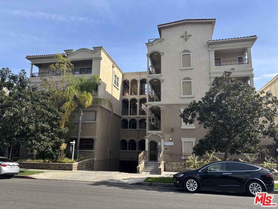 Photo of Listing #26636573