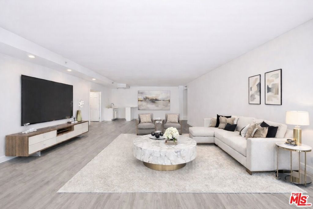 Photo of Listing #26635157