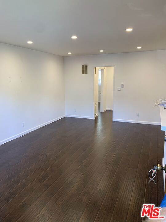 Photo of Listing #26636657