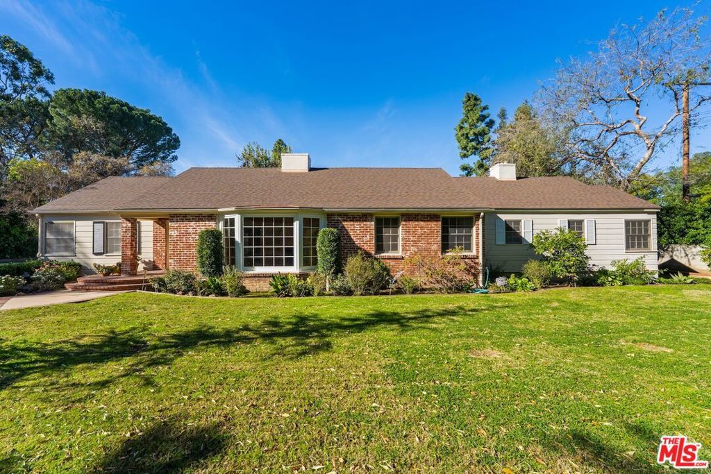 Photo of Listing #26637319