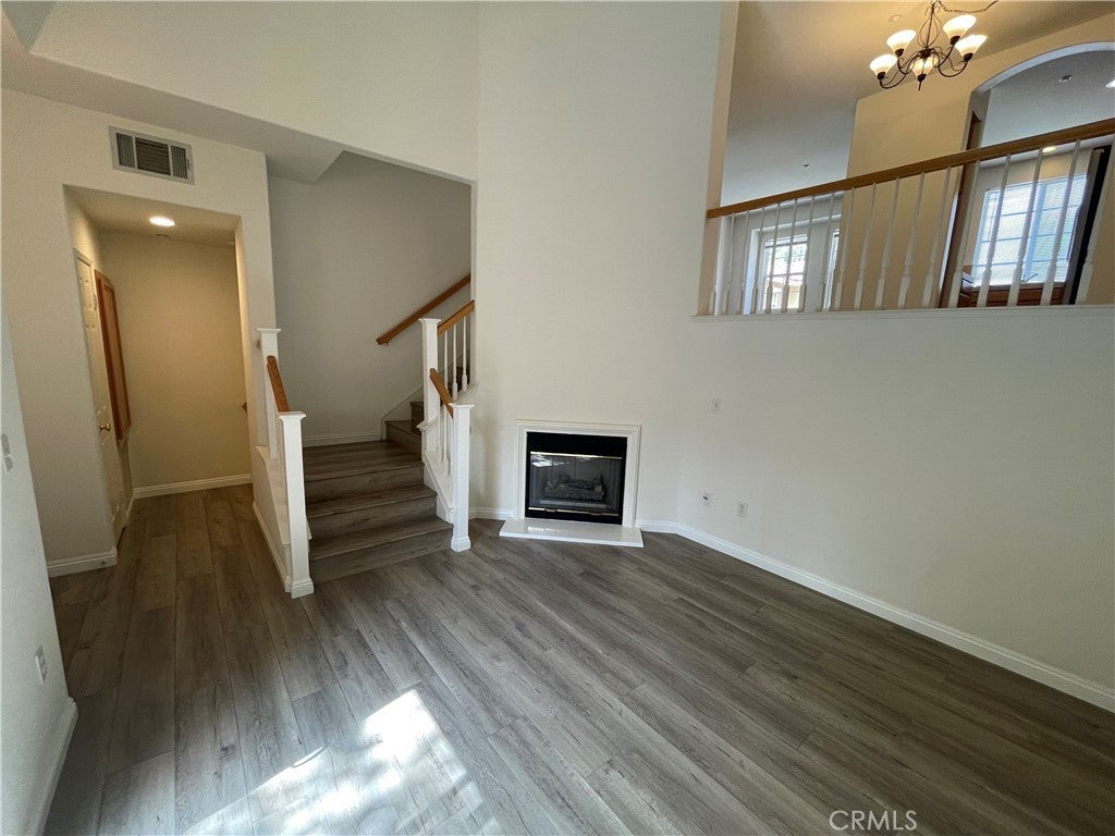 Photo of Listing #PW26008913