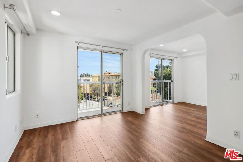 Photo of Listing #26637561