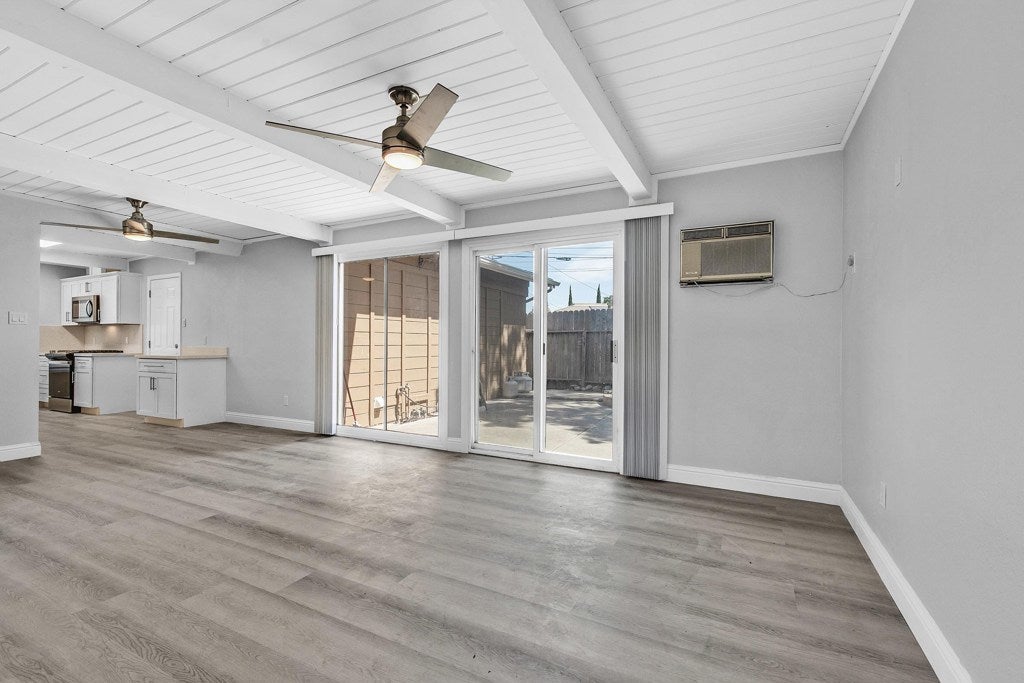 Photo of Listing #41120834