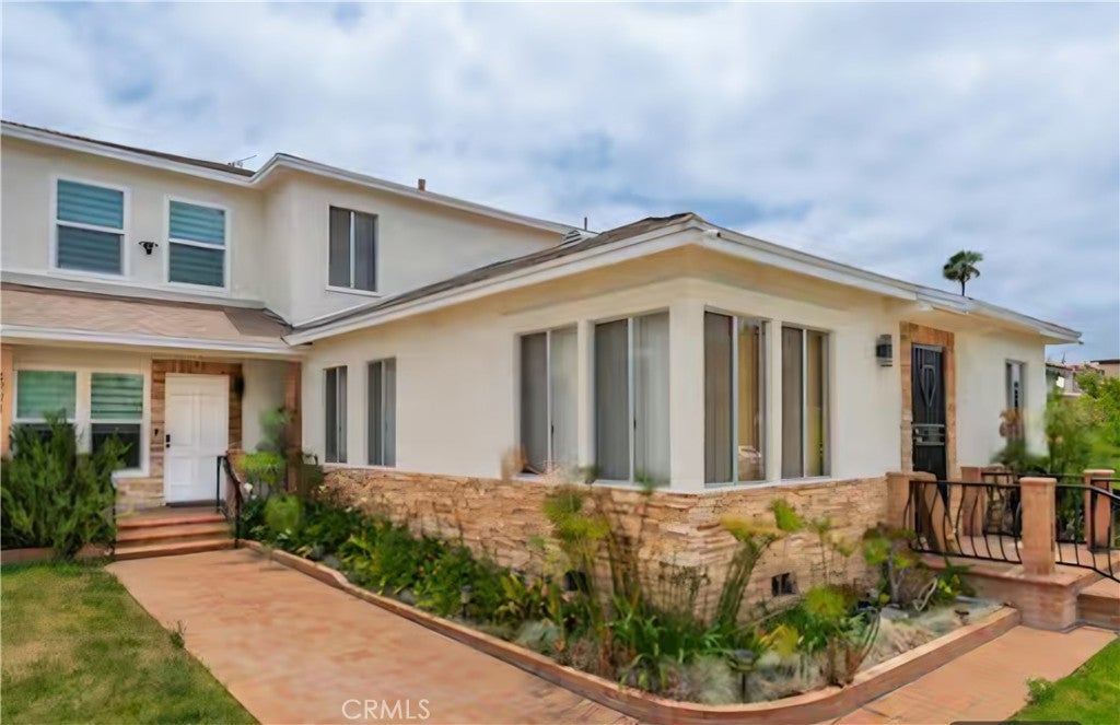 Photo of Listing #SR26009474